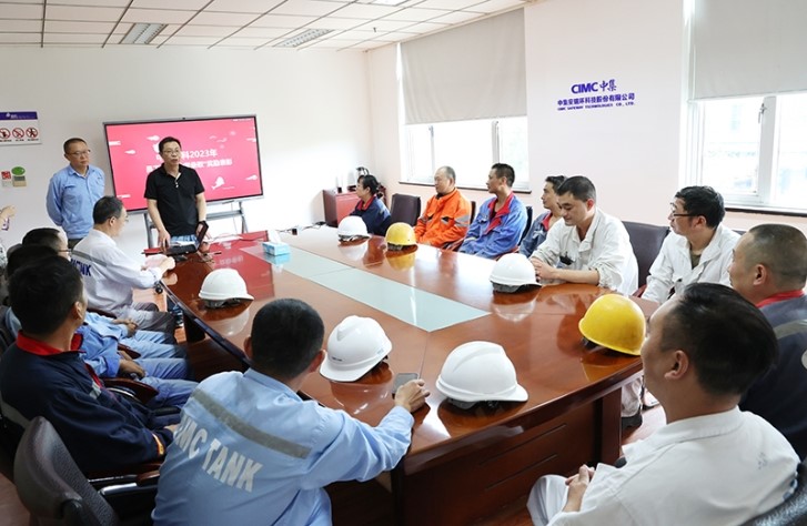 ��ϵѧ�� ������ ����������ʱ�������ǲ�ΪԱ��������Ů��ѧ¼ȡ����