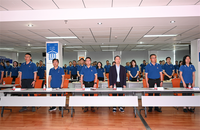 ���ۺ�ɫʵ�� ������������  ����������ʱ�������ǲ���˾��ί�ٿ���һȫ�嵳Ա�ۻ�